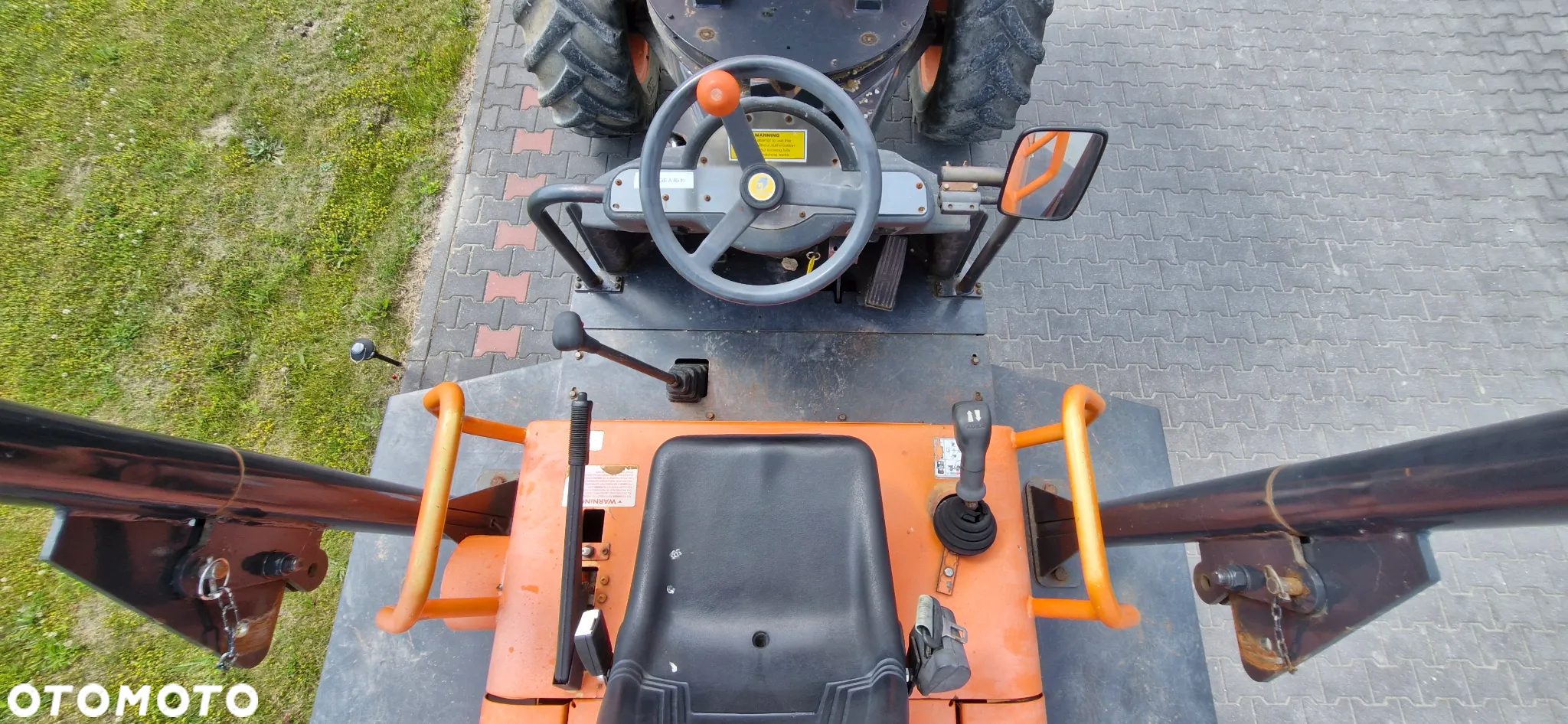 Ausa D 600/ Maszyna sprowadzona/ - 6