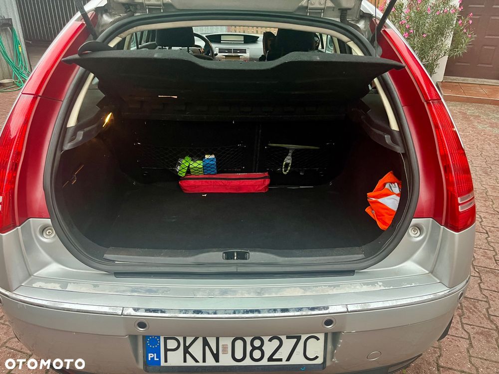 Citroën C4 1.6 16V Magic - 11
