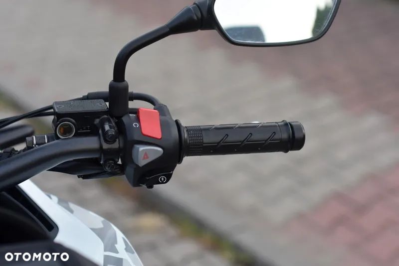 Honda CB - 32