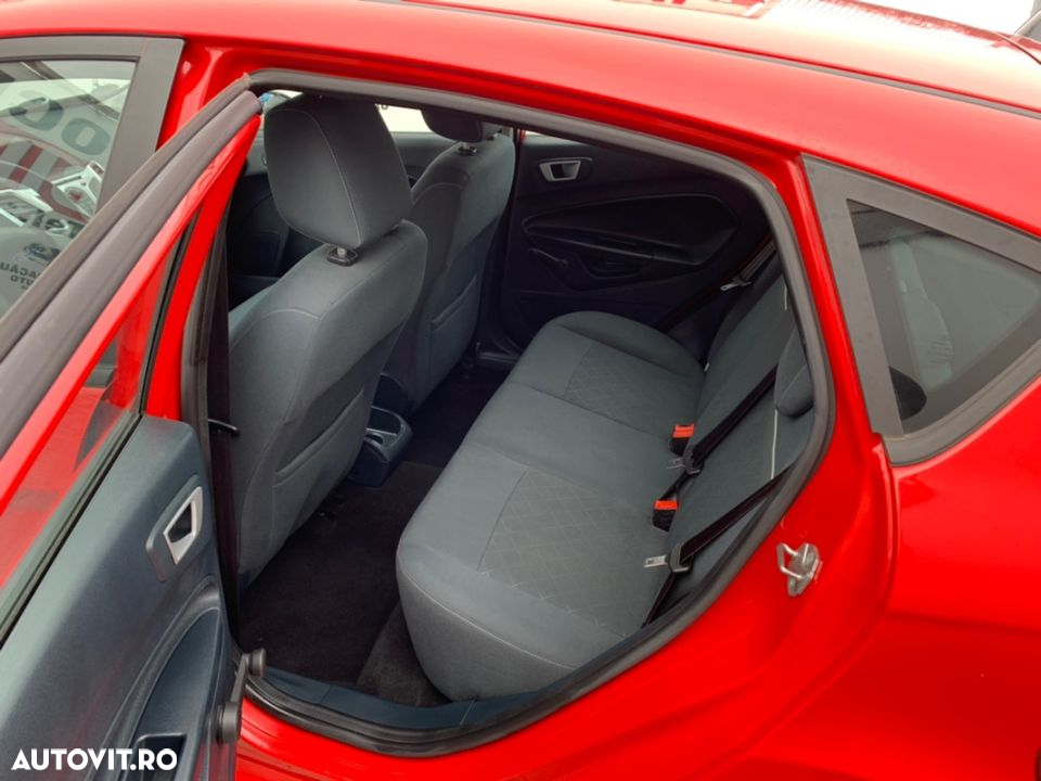 Ford Fiesta - 11