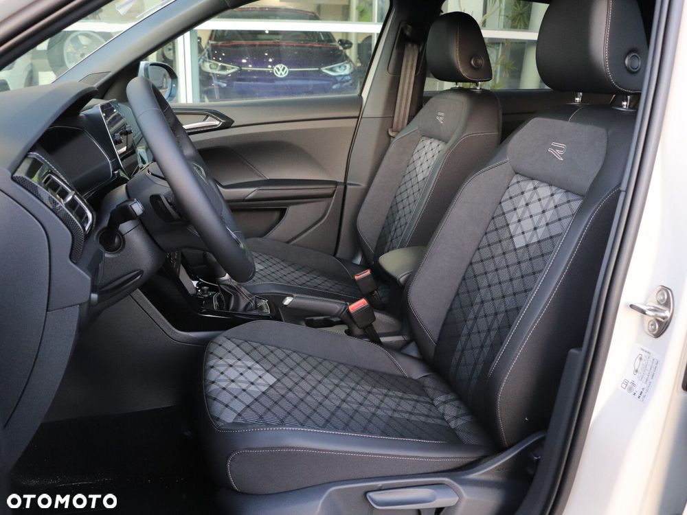 Volkswagen T-Cross - 10