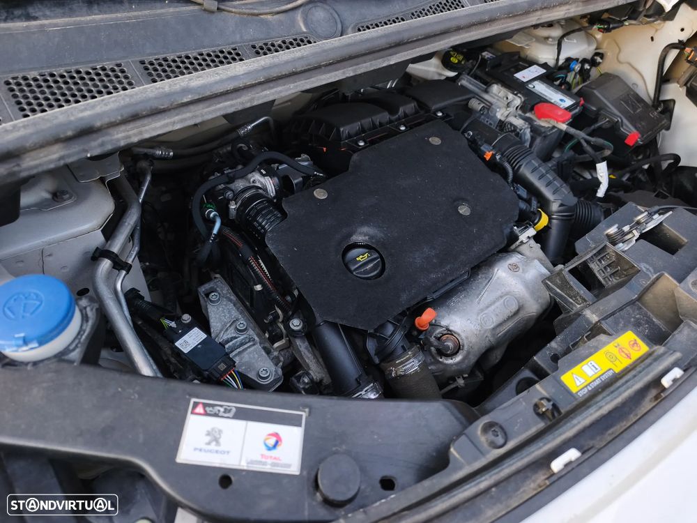Peugeot Rifter BlueHDI 100 L1 Active Pack - 23