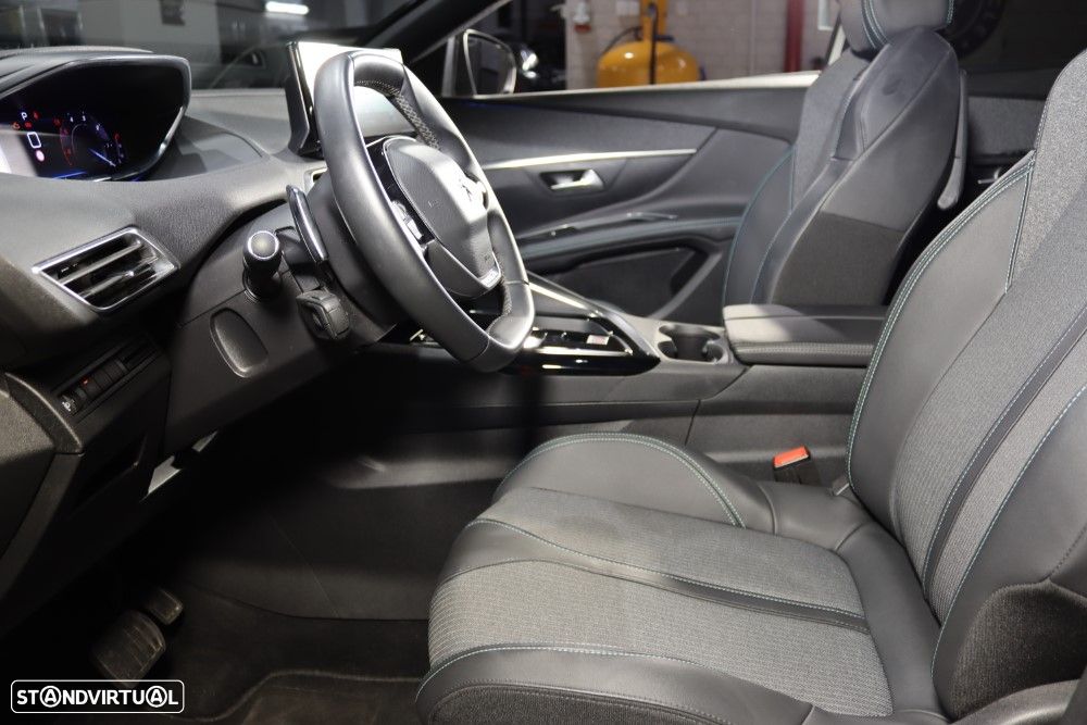 Peugeot 5008 1.5 BlueHDi Allure Pack EAT8 - 13