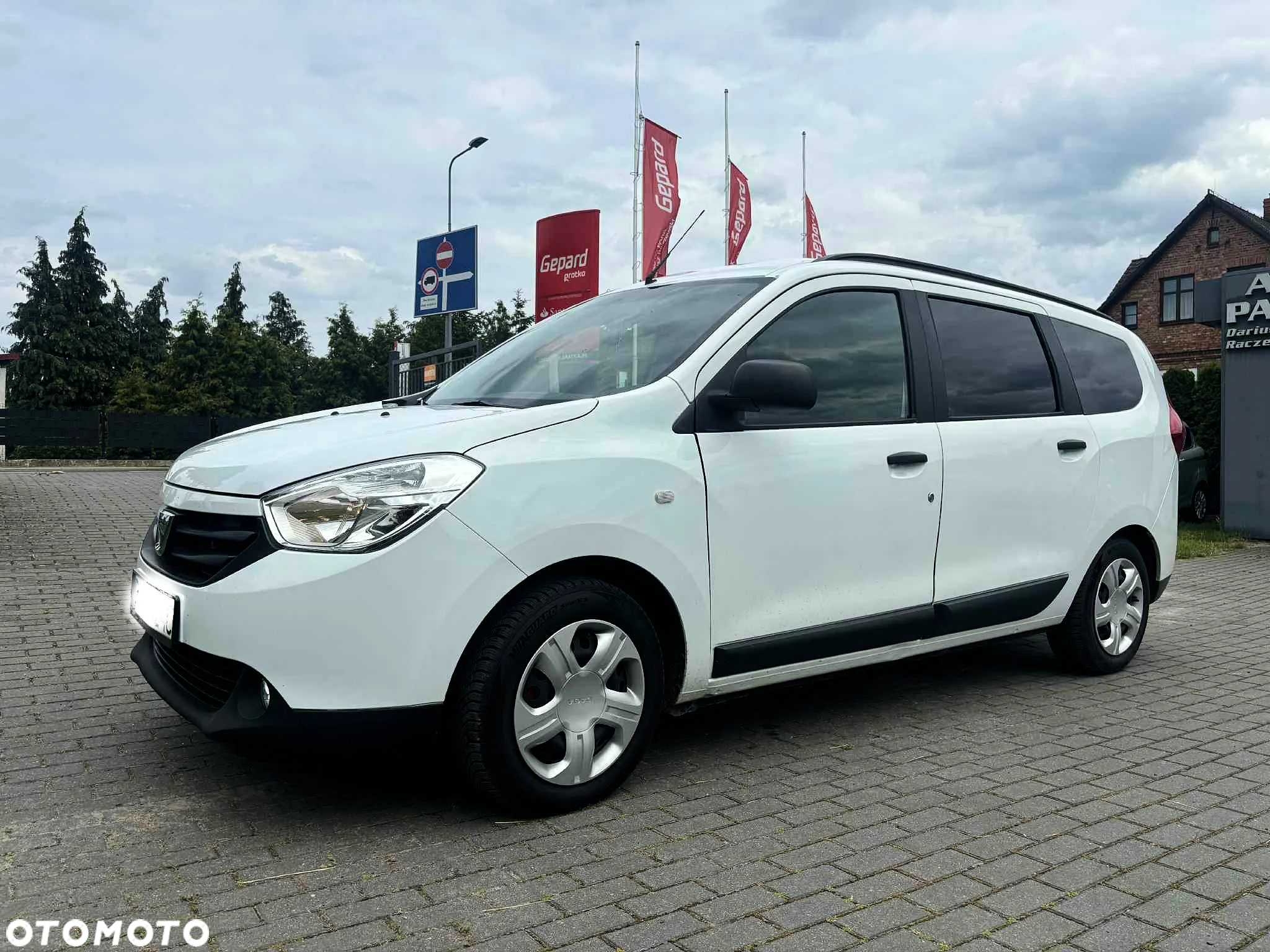 Dacia Lodgy TCe 115 Comfort - 6
