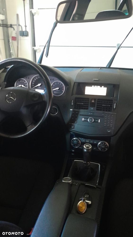 Mercedes-Benz Klasa C 200 Kompressor Classic - 4