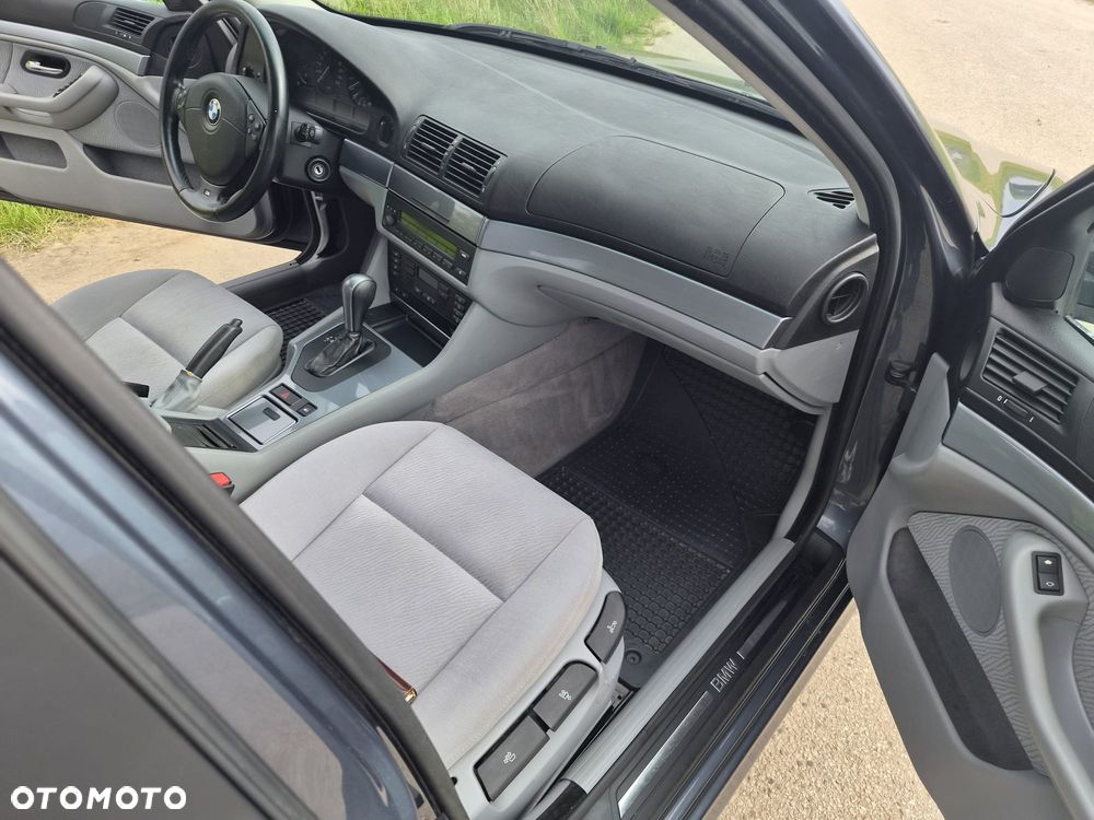 BMW Seria 5 - 12