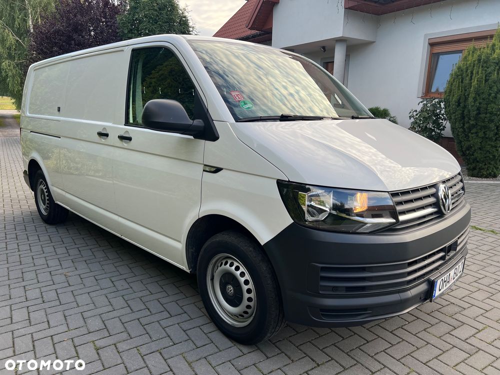 Volkswagen Transporter - 2