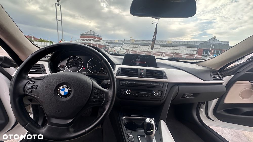 BMW 3GT - 7