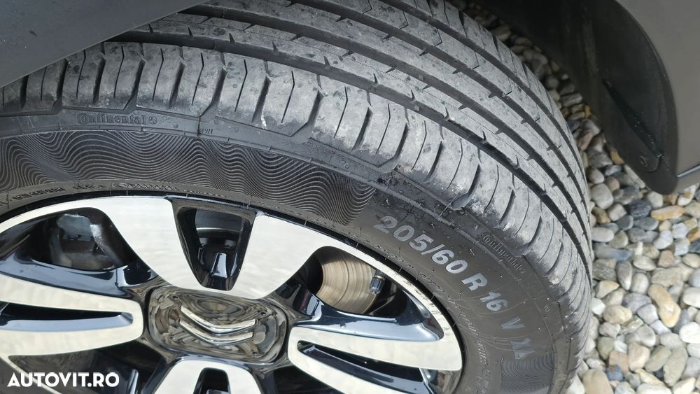 Citroën C3 AIRCROSS BlueHDI 120 Stop & Start EAT6 SHINE - 21