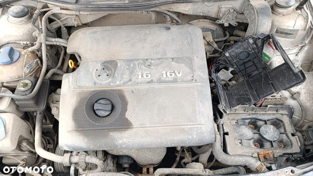 36007 Seat Leon I model od 99-06 2000 rok silnik 1.6 16V 105 km AZD skrzynia ERT lakier LS7N - 12