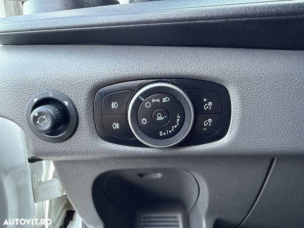 Ford Transit - 14