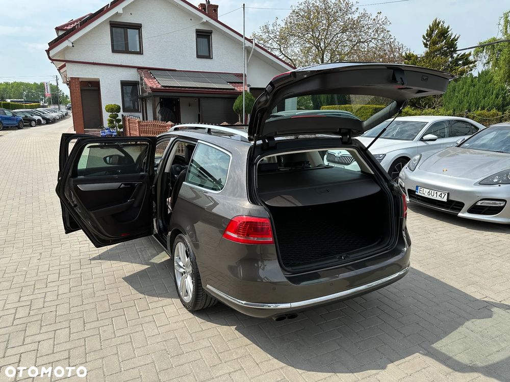 Volkswagen Passat Variant - 27