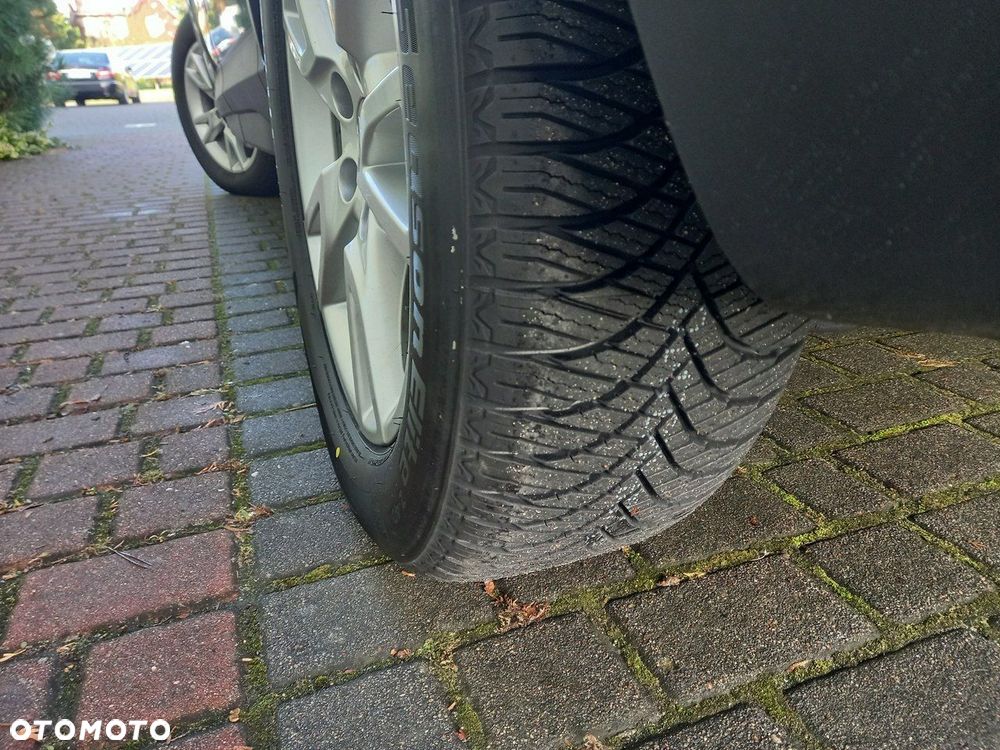 Audi Q3 2.0 TDI Design - 10