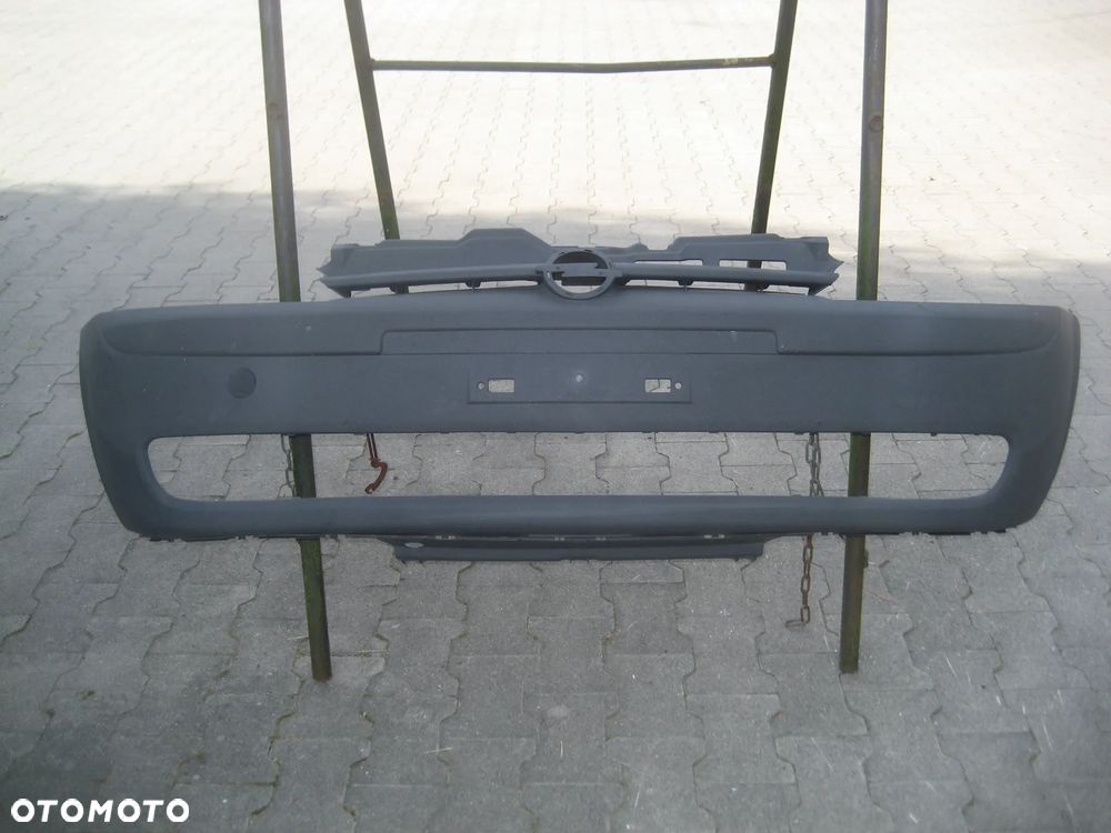 opel corsa c zderzak przedni
