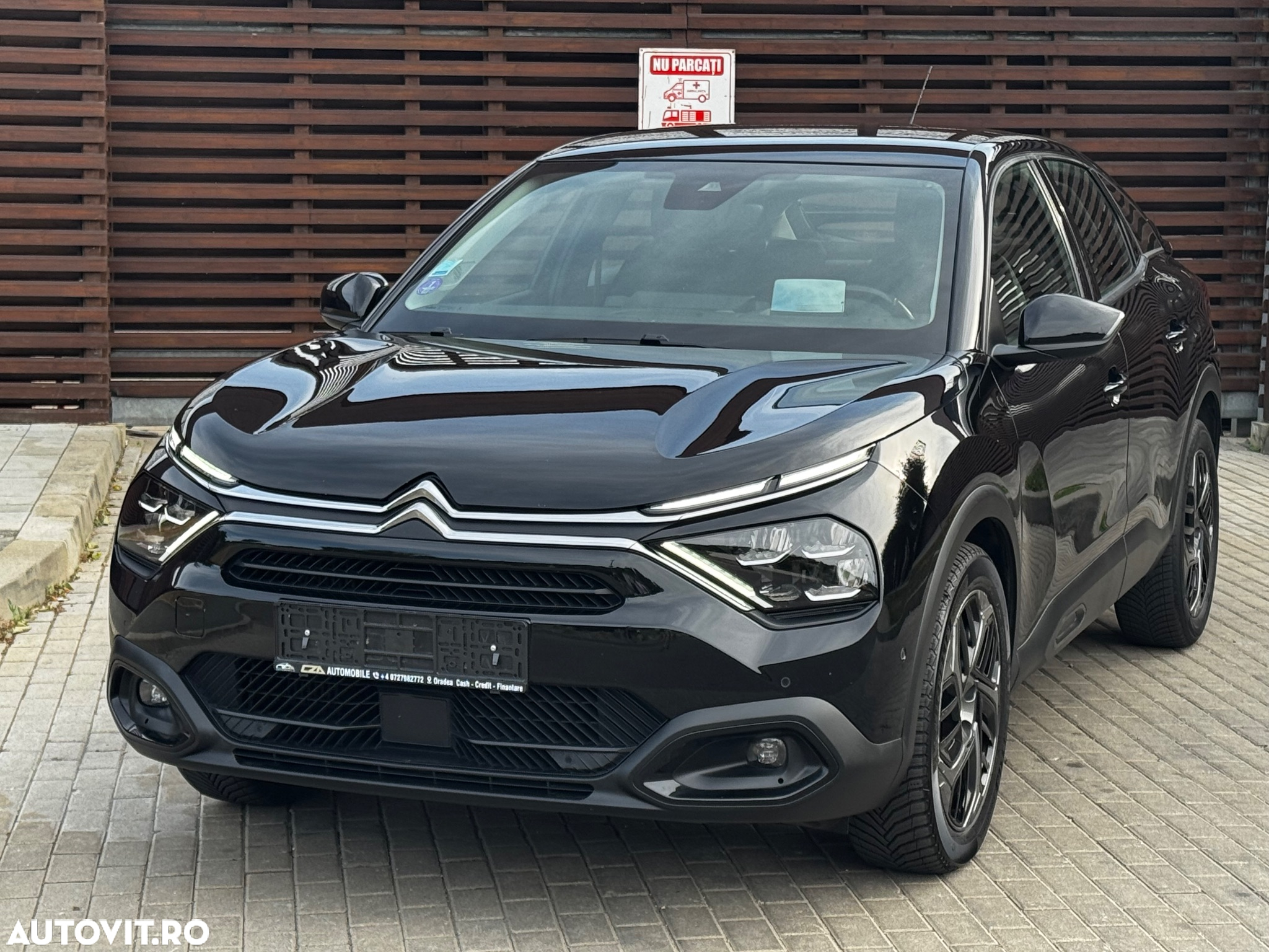 Citroën C4 1.2 PureTech S&S EAT8 Shine - 7