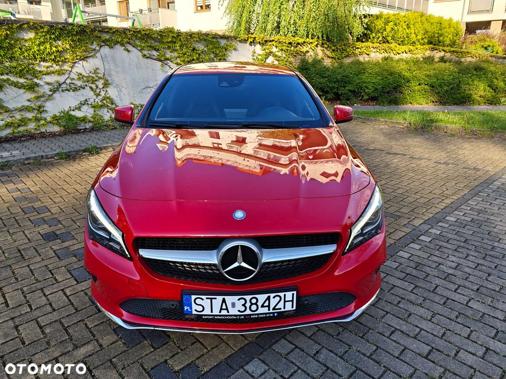 Mercedes-Benz CLA 200 UrbanStyle Edition - 8