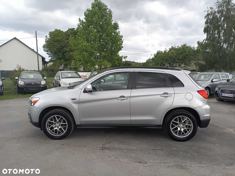 Mitsubishi ASX - 4