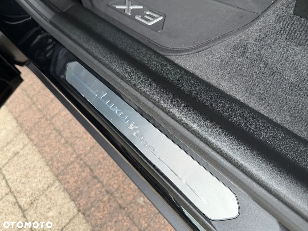 BMW X3 xDrive20d sport - 25
