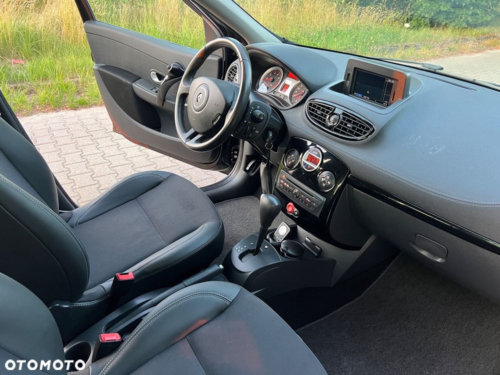 Renault Clio 1.6 16V Night&Day - 8