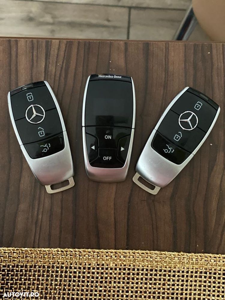 Mercedes-Benz E 43 AMG 4MATIC 9G-TRONIC - 13