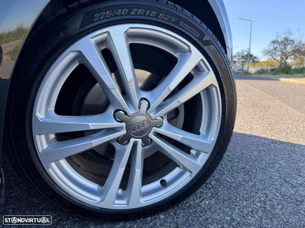 Audi A3 Sportback 2.0 TDI Attraction S tronic - 5