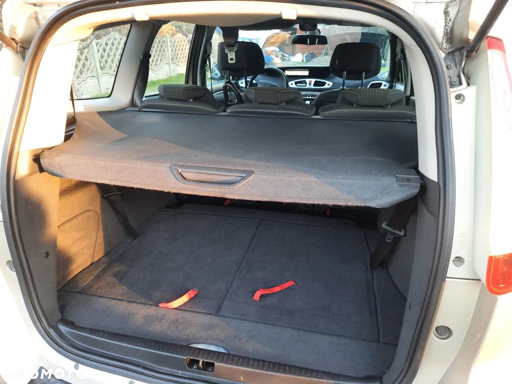 Renault Grand Scenic 2.0 16V 140 CVT Luxe - 24