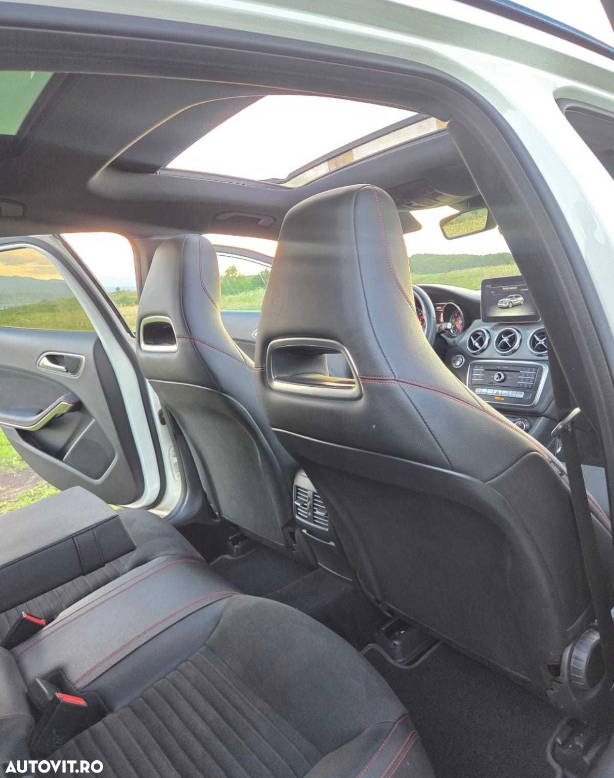 Mercedes-Benz GLA 180 7G-DCT AMG Line - 6