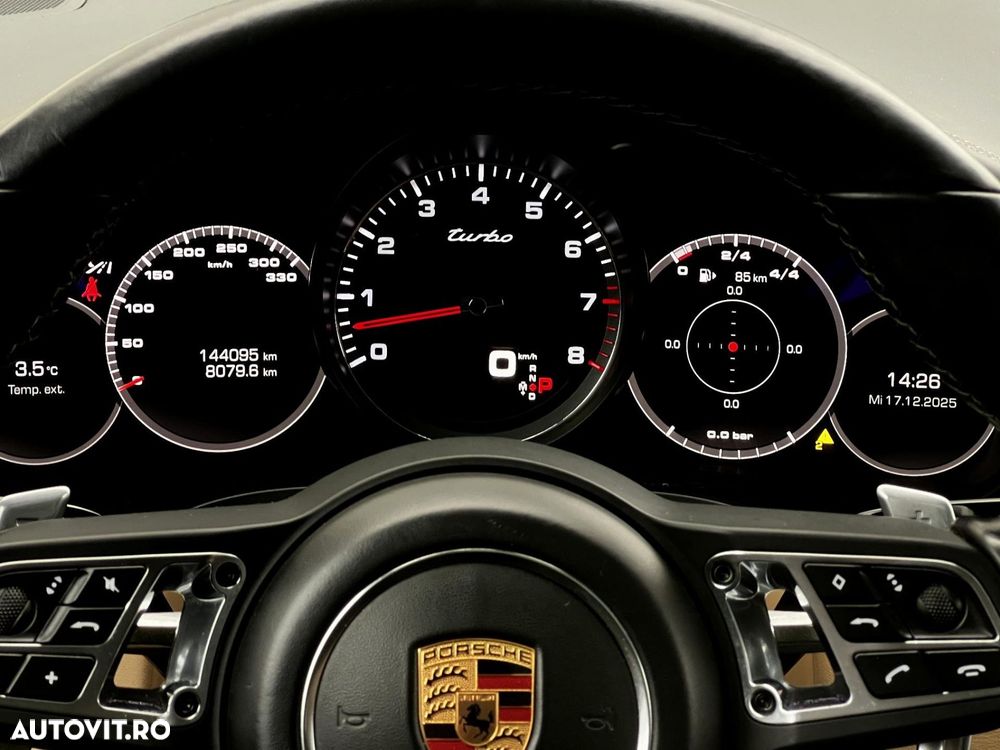 Porsche Cayenne Turbo - 19