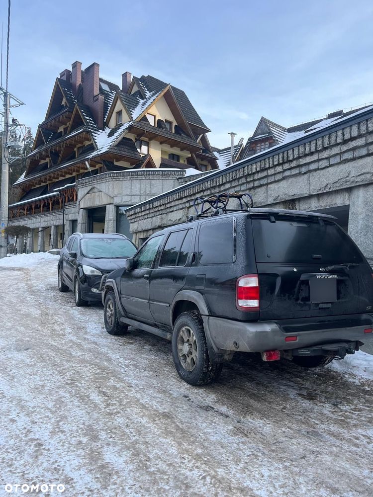 Nissan Pathfinder - 8