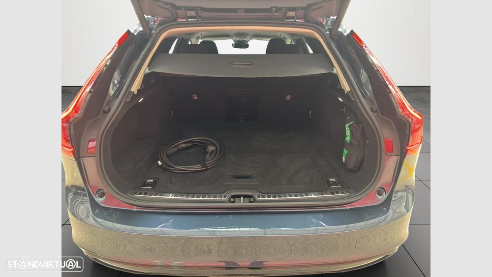 Volvo V90 2.0 T6 PHEV Plus Dark AWD - 18