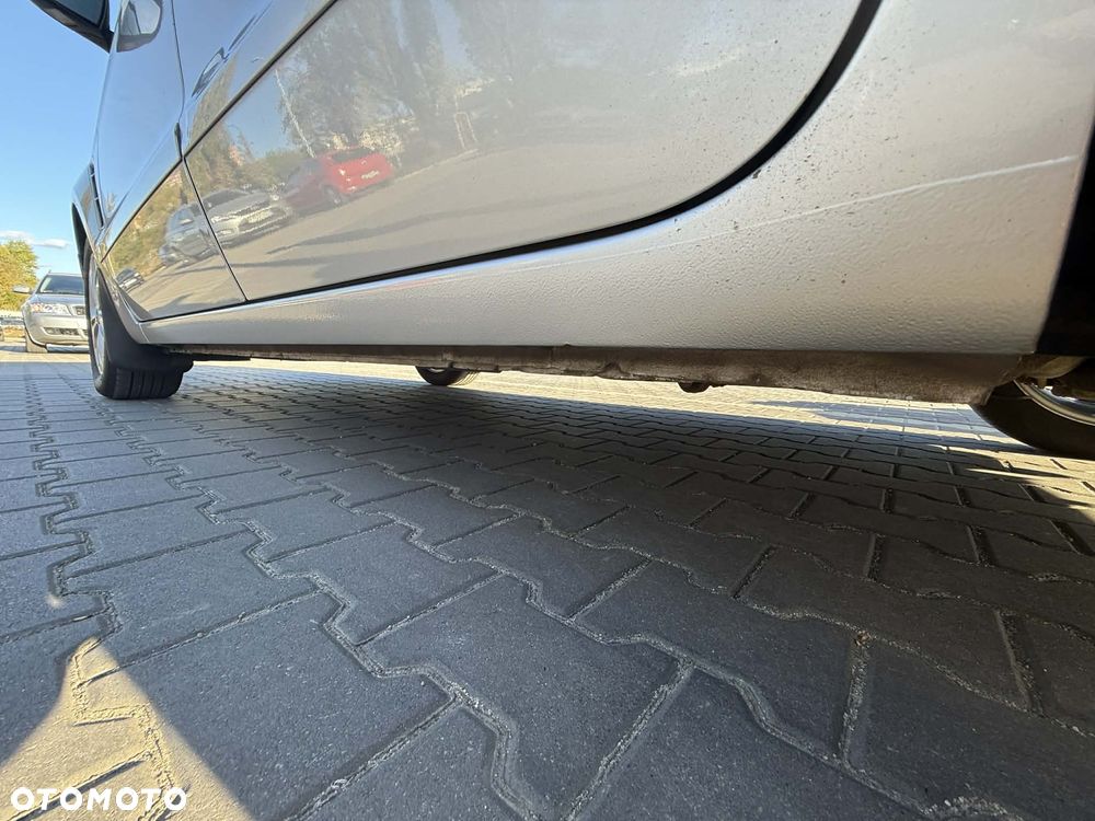Ford S-Max 2.2 TDCi DPF Titanium - 31