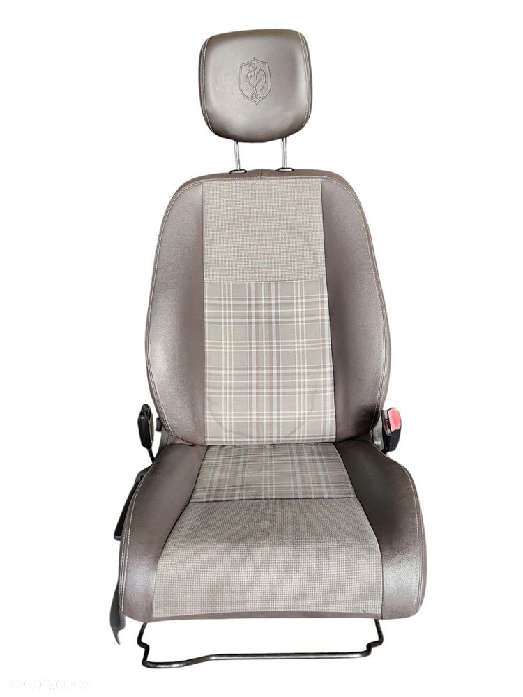 FOTEL PRAWY PRZÓD RENAULT MEGANE III (2008-2011) 1.9 DCI 130KM - 7