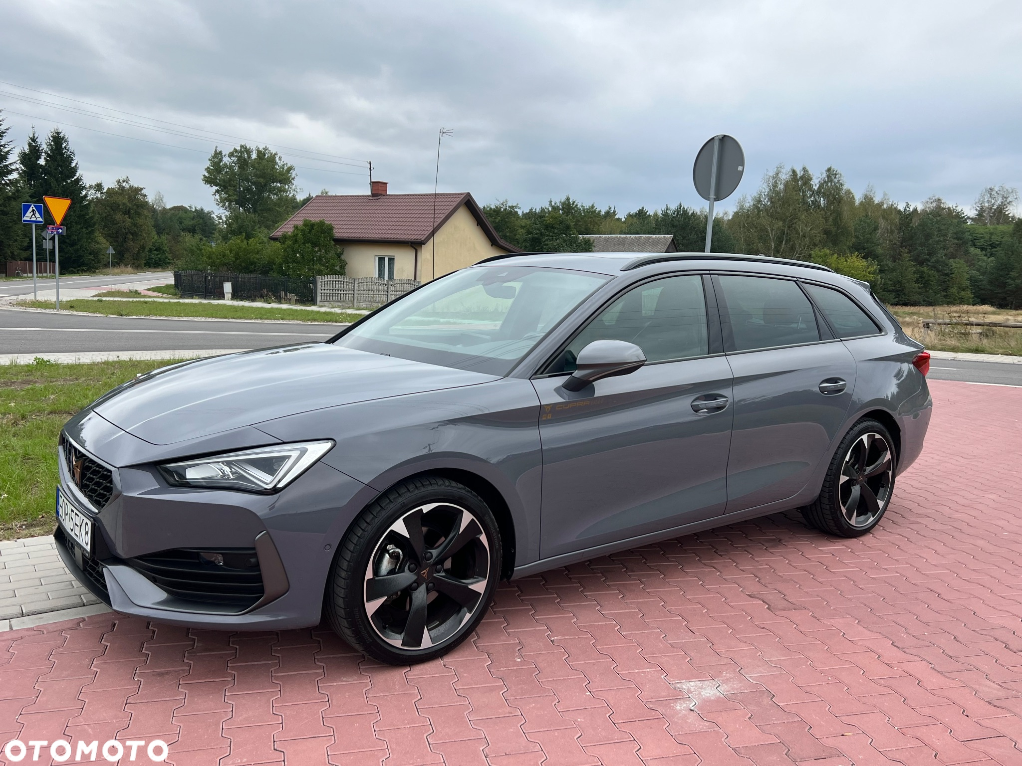 Cupra Leon 1.5 eTSI DSG - 11