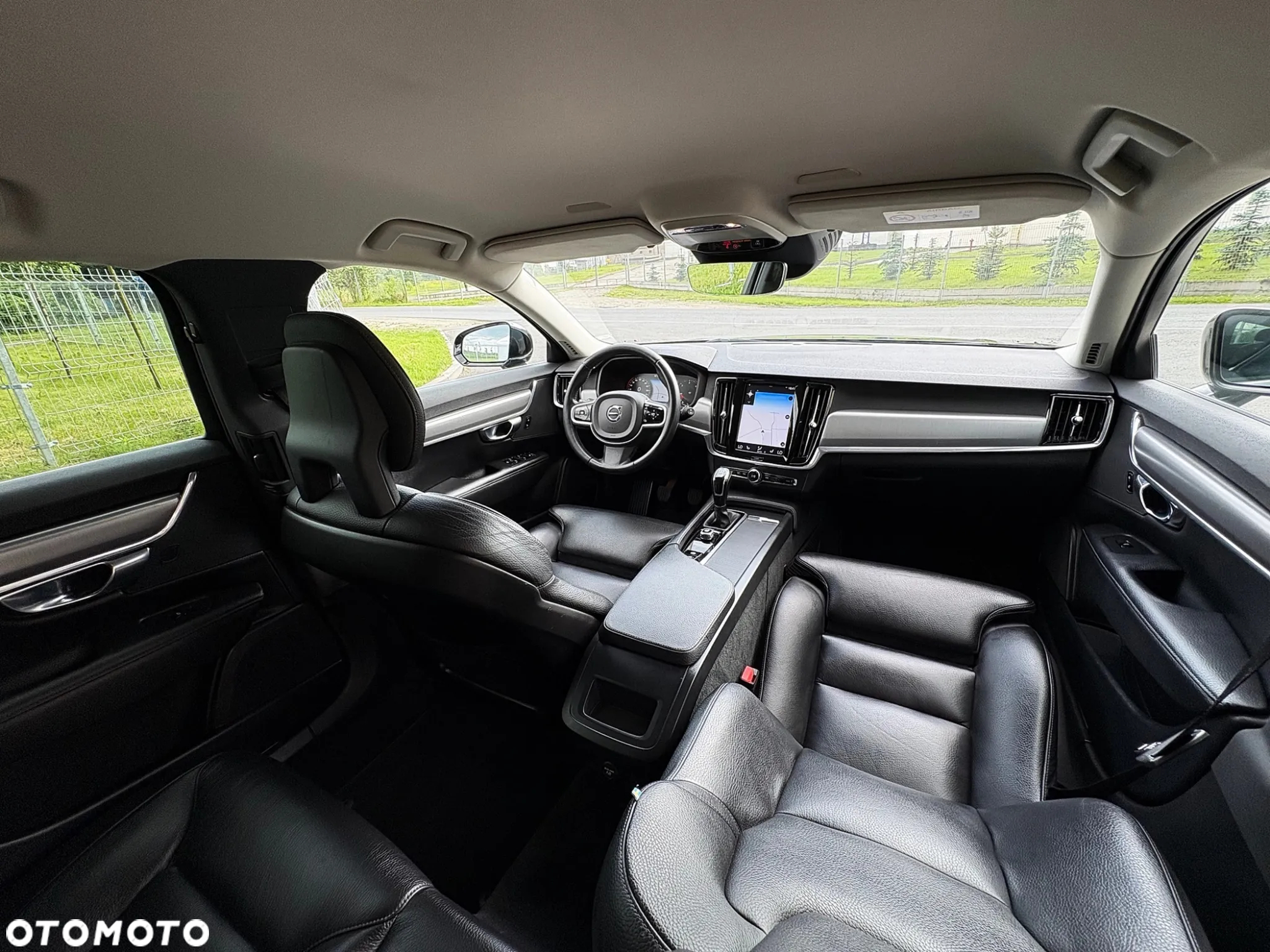 Volvo V90 D3 Momentum Pro - 6