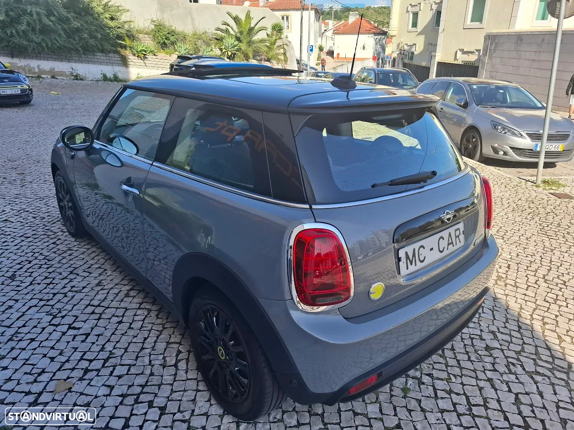MINI 3 Portas Cooper SE Camden Edition - 4