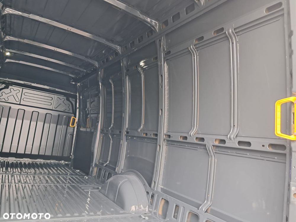 Iveco Daily 35S18H V - 5