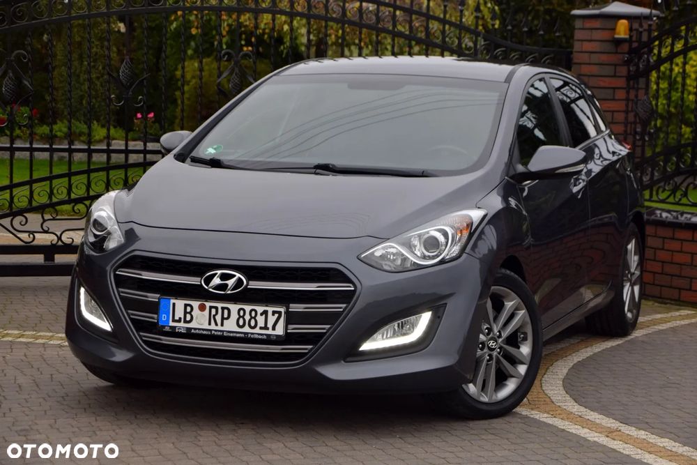 Hyundai i30 blue 1.6 GDI Passion - 4