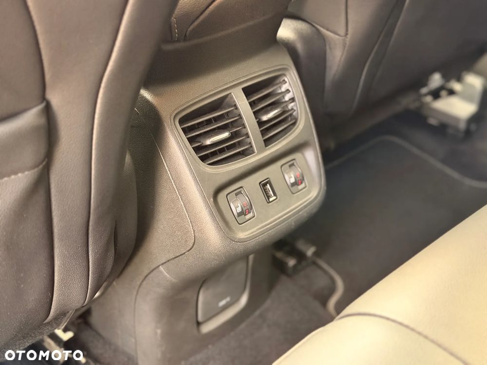 Opel Grandland X 1.6 T Elite S&S - 27