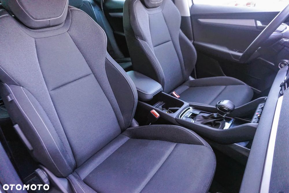 Skoda Karoq 1.5 TSI ACT Selection DSG - 36