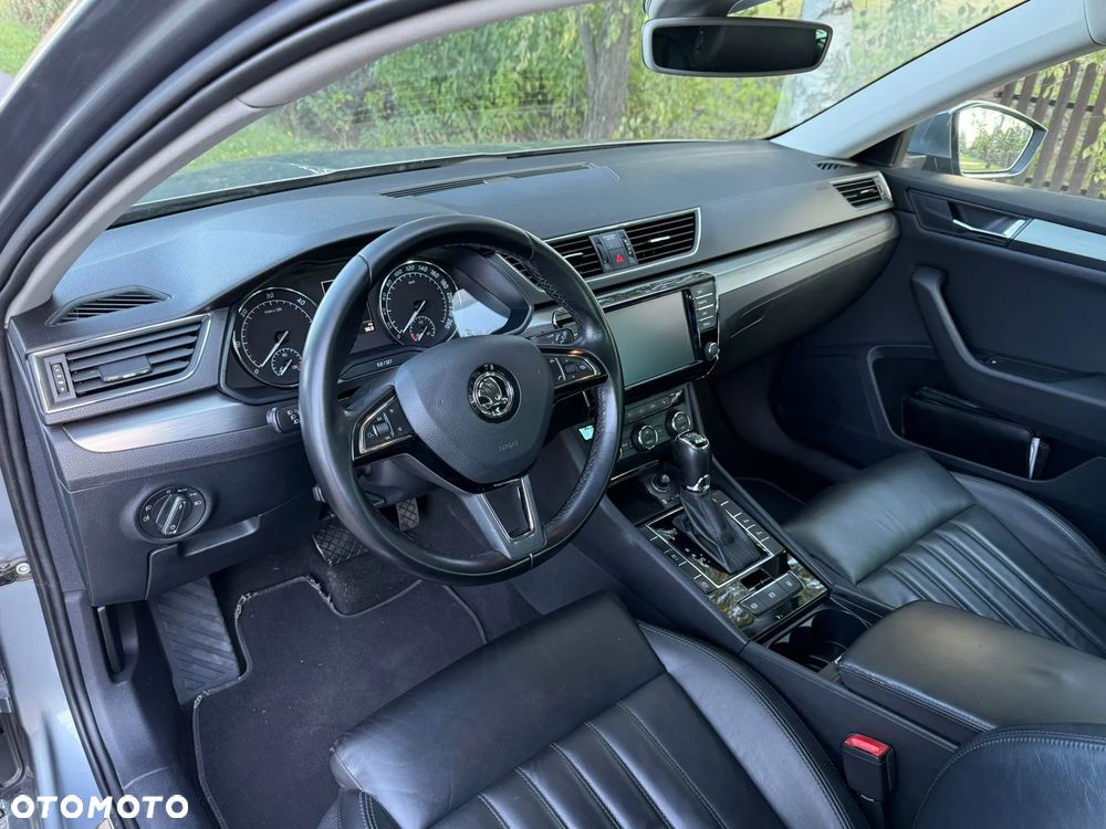 Skoda Superb 2.0 TDI 4x4 Active DSG - 12