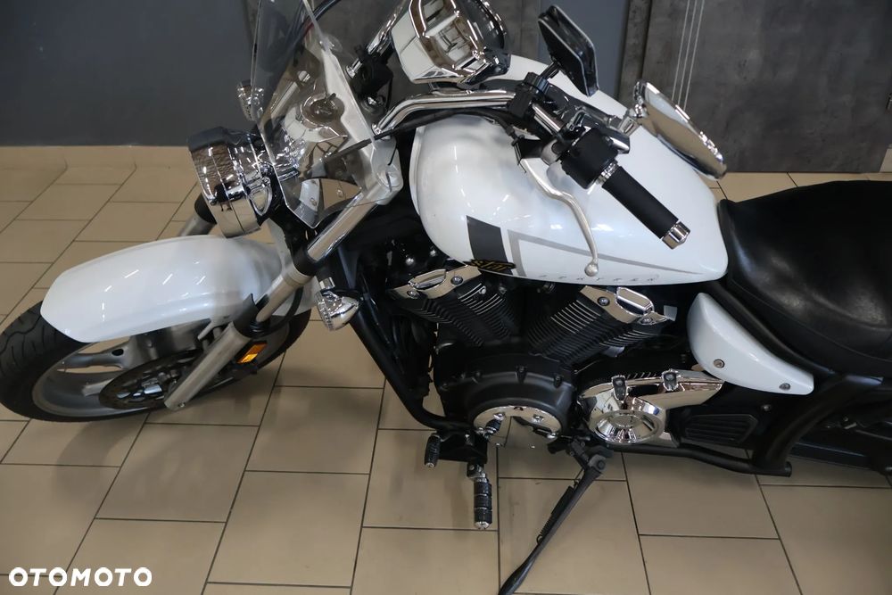 Yamaha XVS - 19
