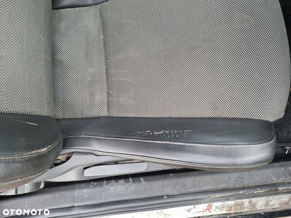 FOTEL FOTELE KANAPA RECARO OPEL CORSA D OPC - 3