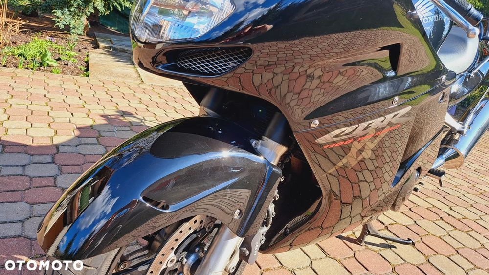 Honda CBR - 33