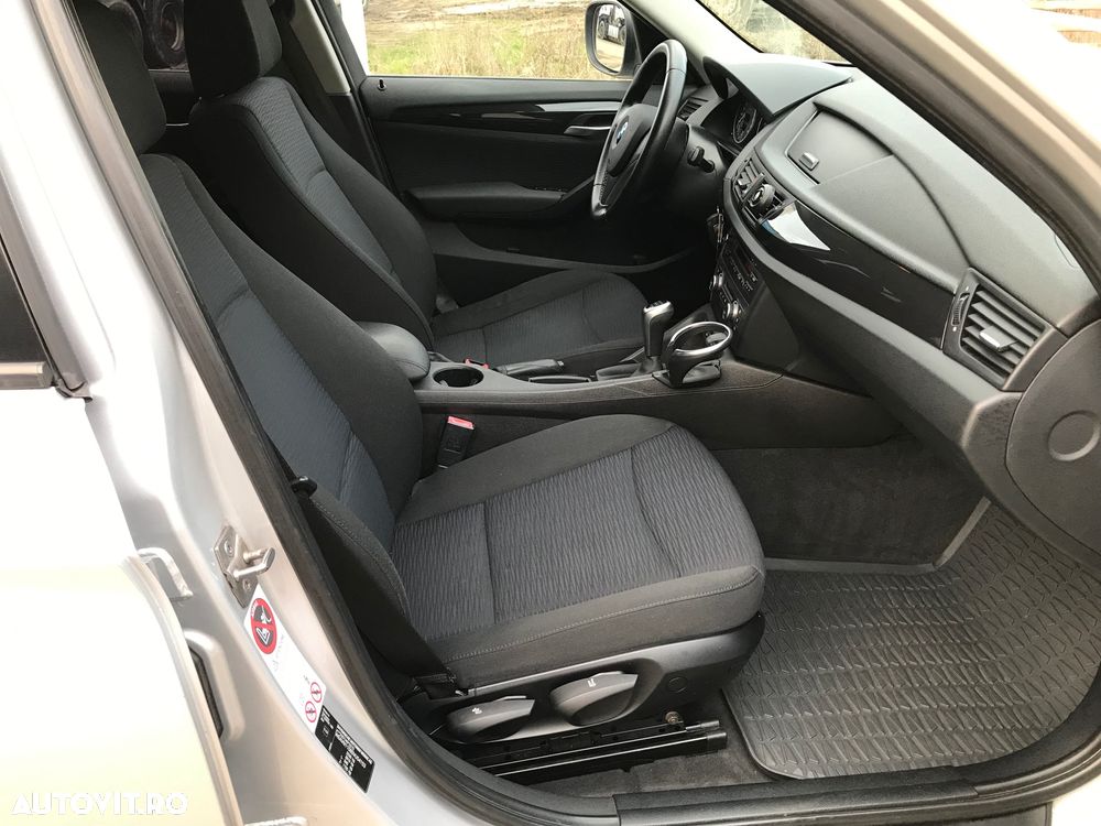 BMW X1 sDrive18d Sport Line - 18