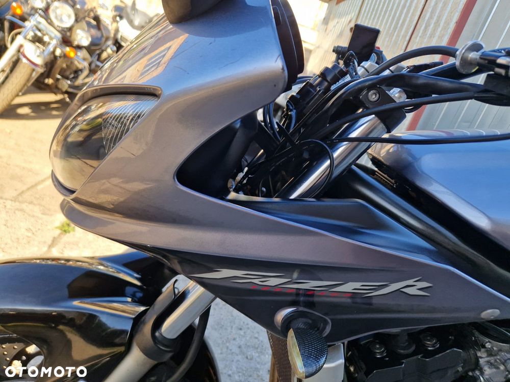 Yamaha FZS - 31