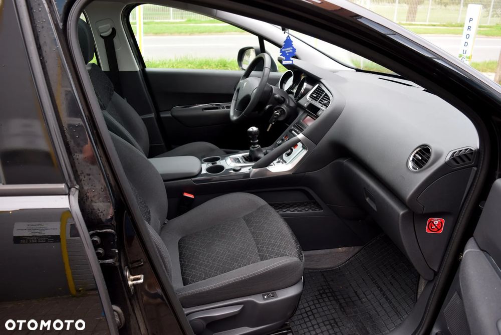 Peugeot 3008 HDi 115 Allure - 7