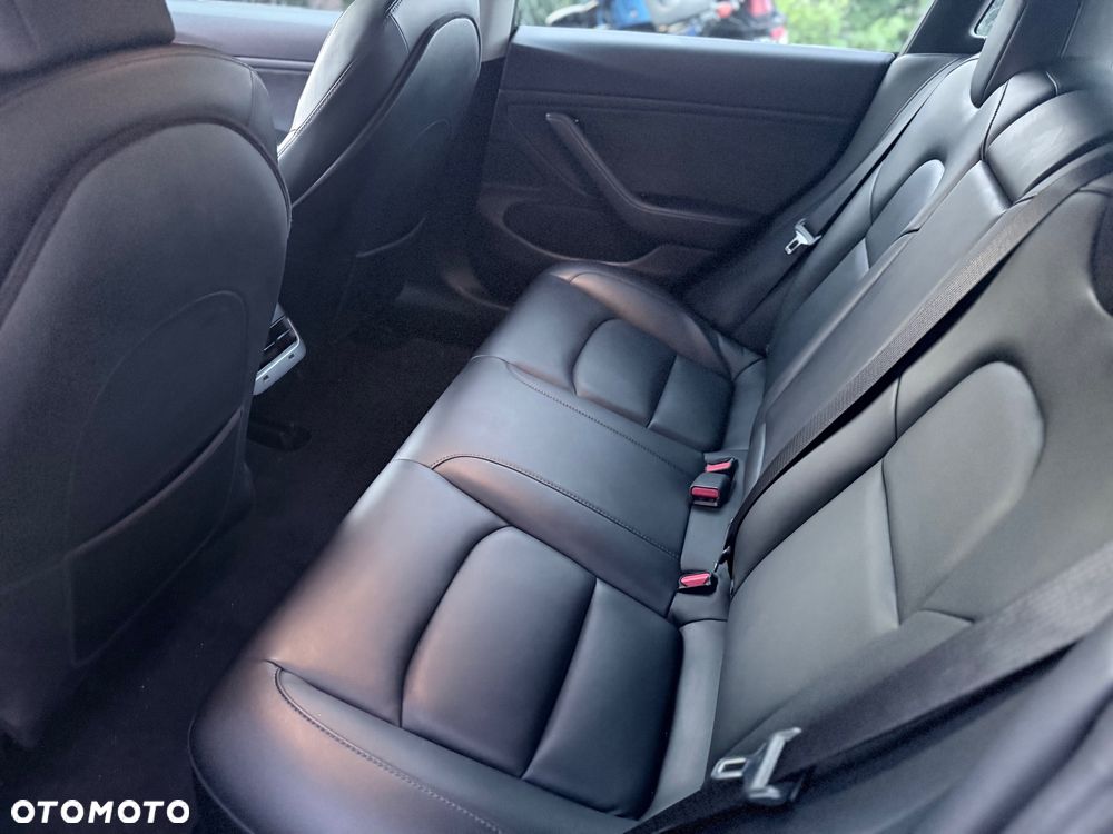 Tesla Model 3 Long Range RWD - 9