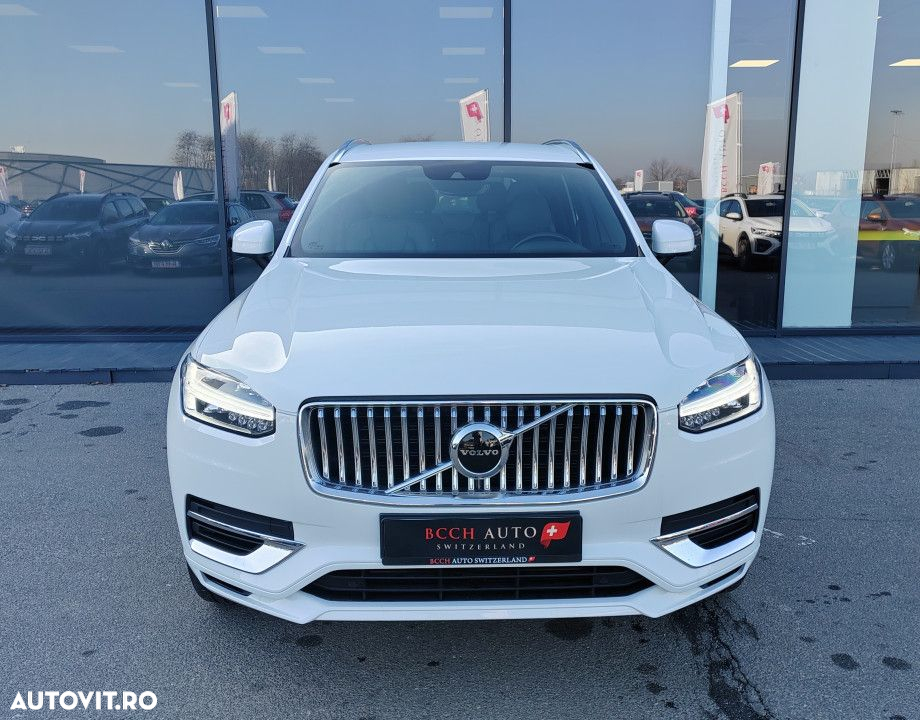 Volvo XC 90 T8 AWD Twin Engine Geartronic Momentum - 9