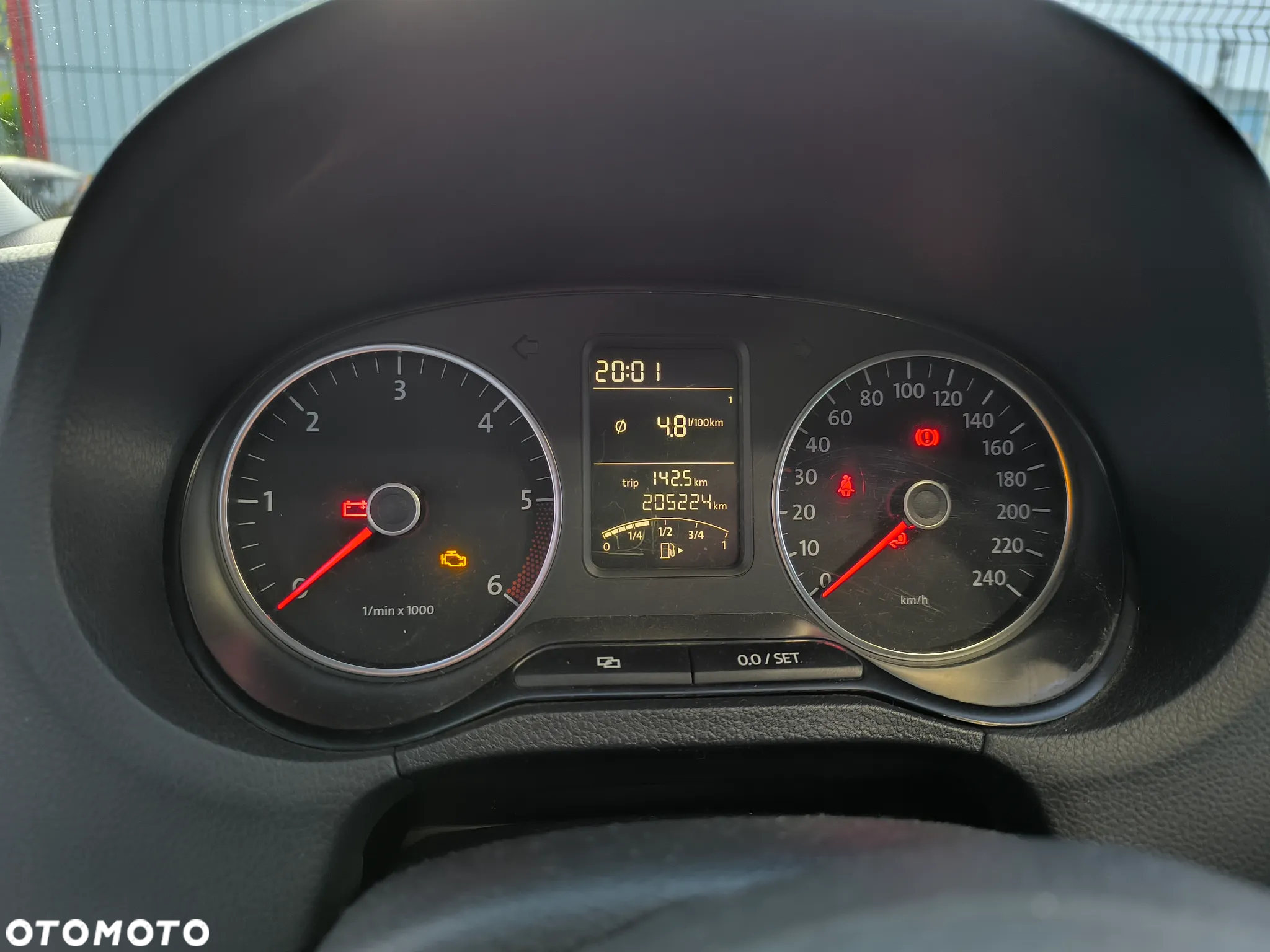 Volkswagen Polo - 8