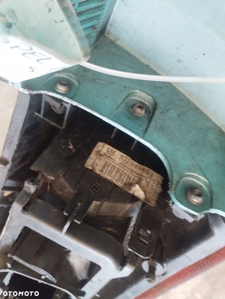 OPEL MERIVA A 02-10 r. LAMPA PRAWY TYŁ PRAWA TYLNA WERSJA EU - 7